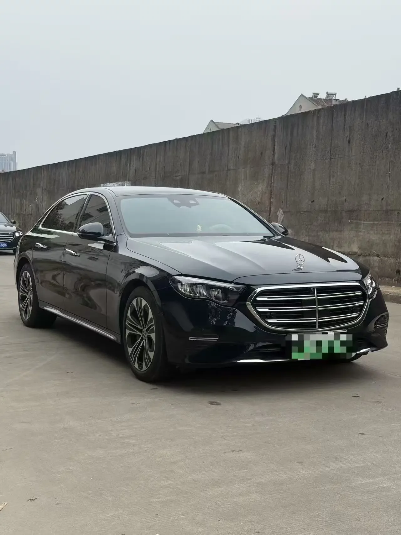Mercedes-Benz E-Class PHEV