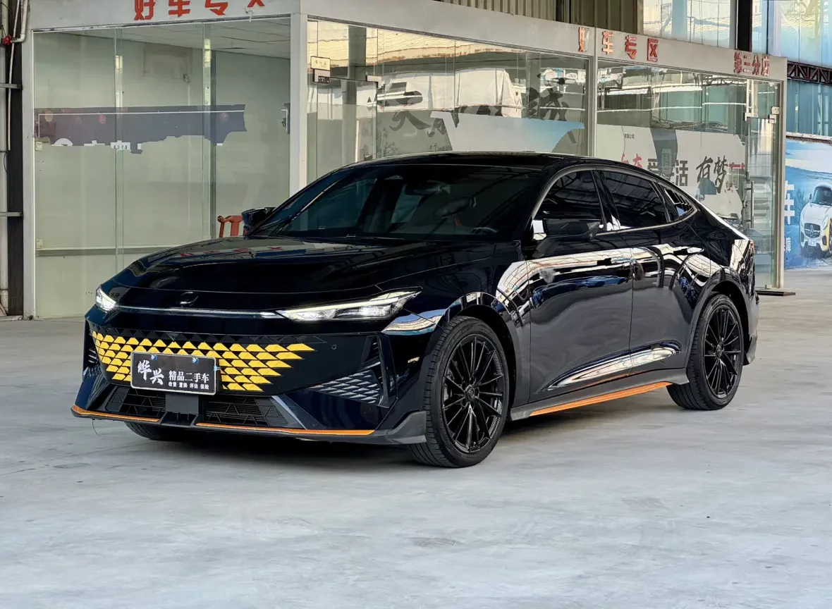 Changan UNI-V  из Китая