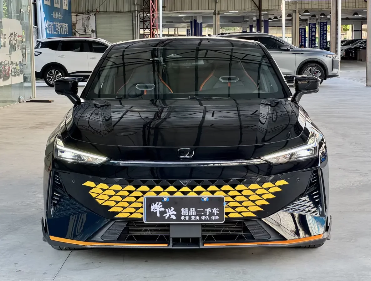 Changan UNI-V  из Китая