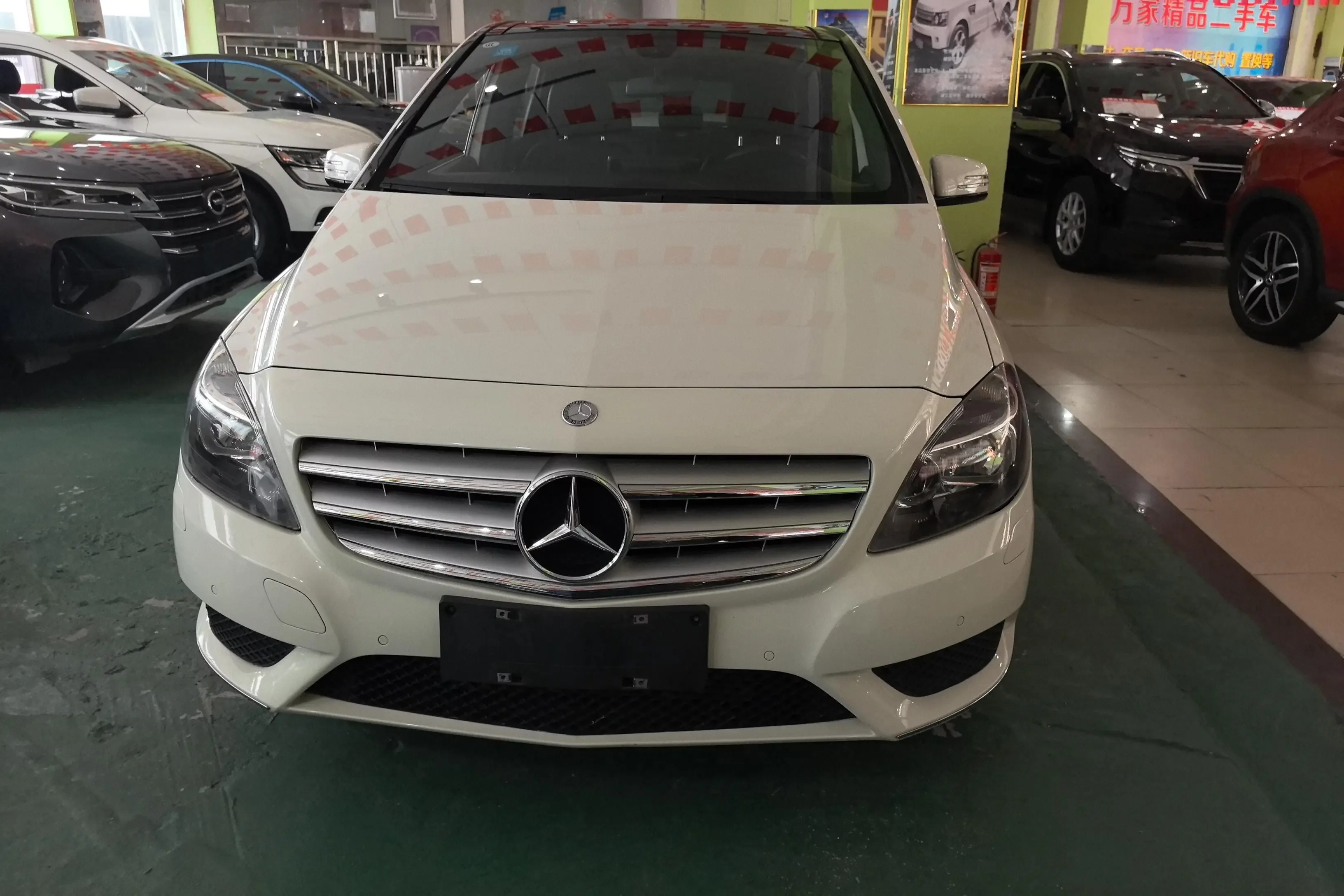 Mercedes-Benz B Class