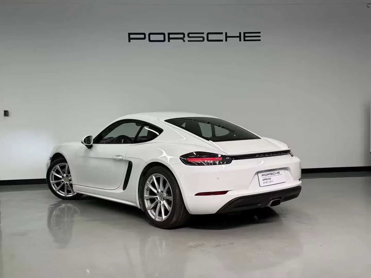 Porsche 718
