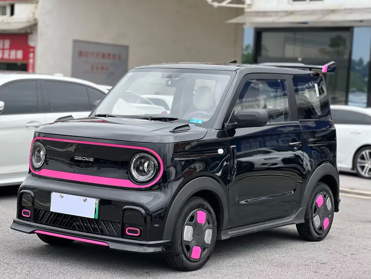 Geely panda