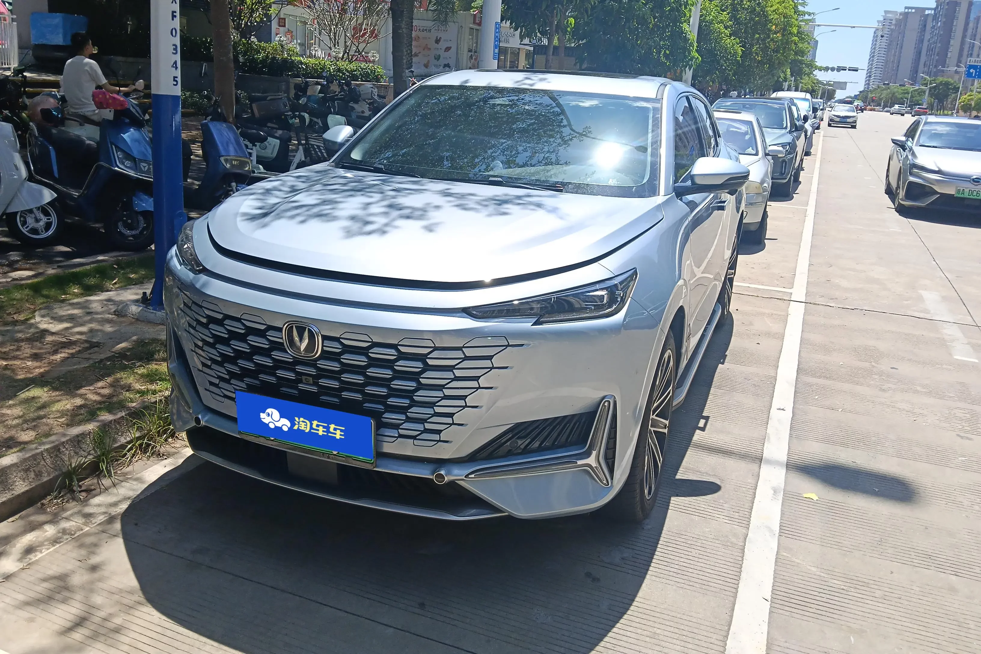 Changan UNI-K smart electronic iDD