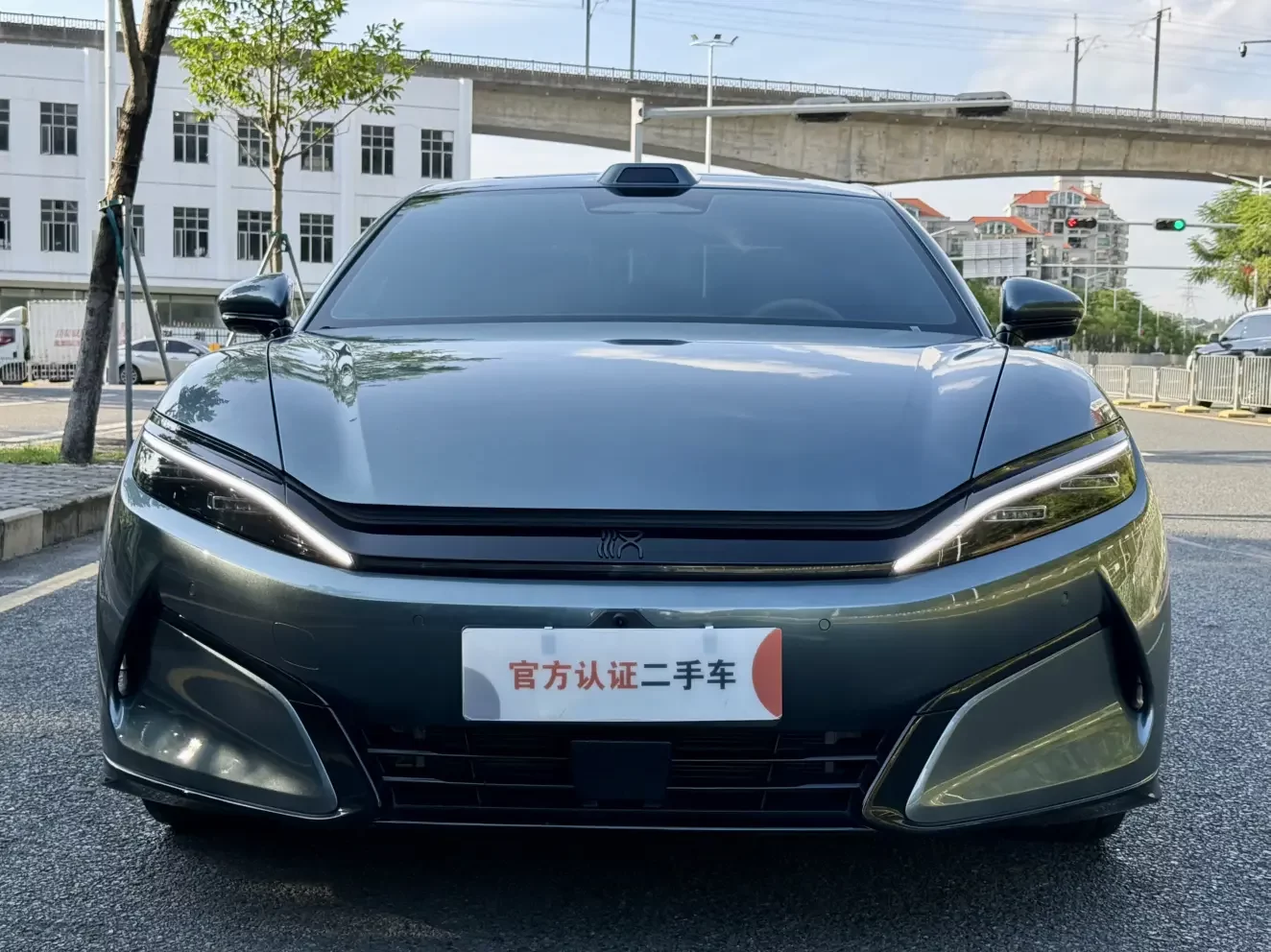 BYD Han L EV