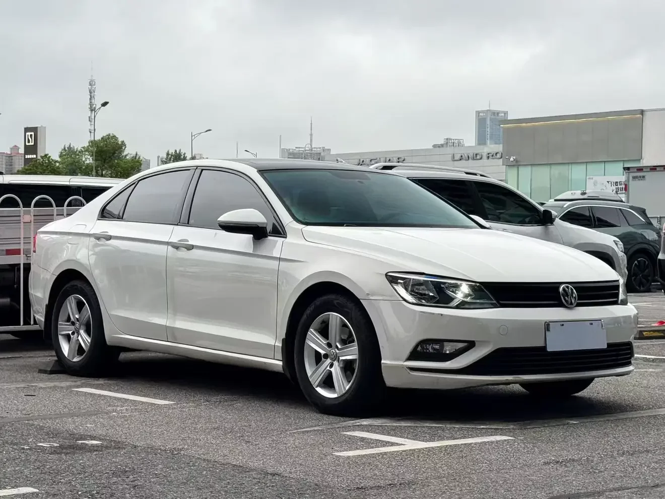 Volkswagen Lamando