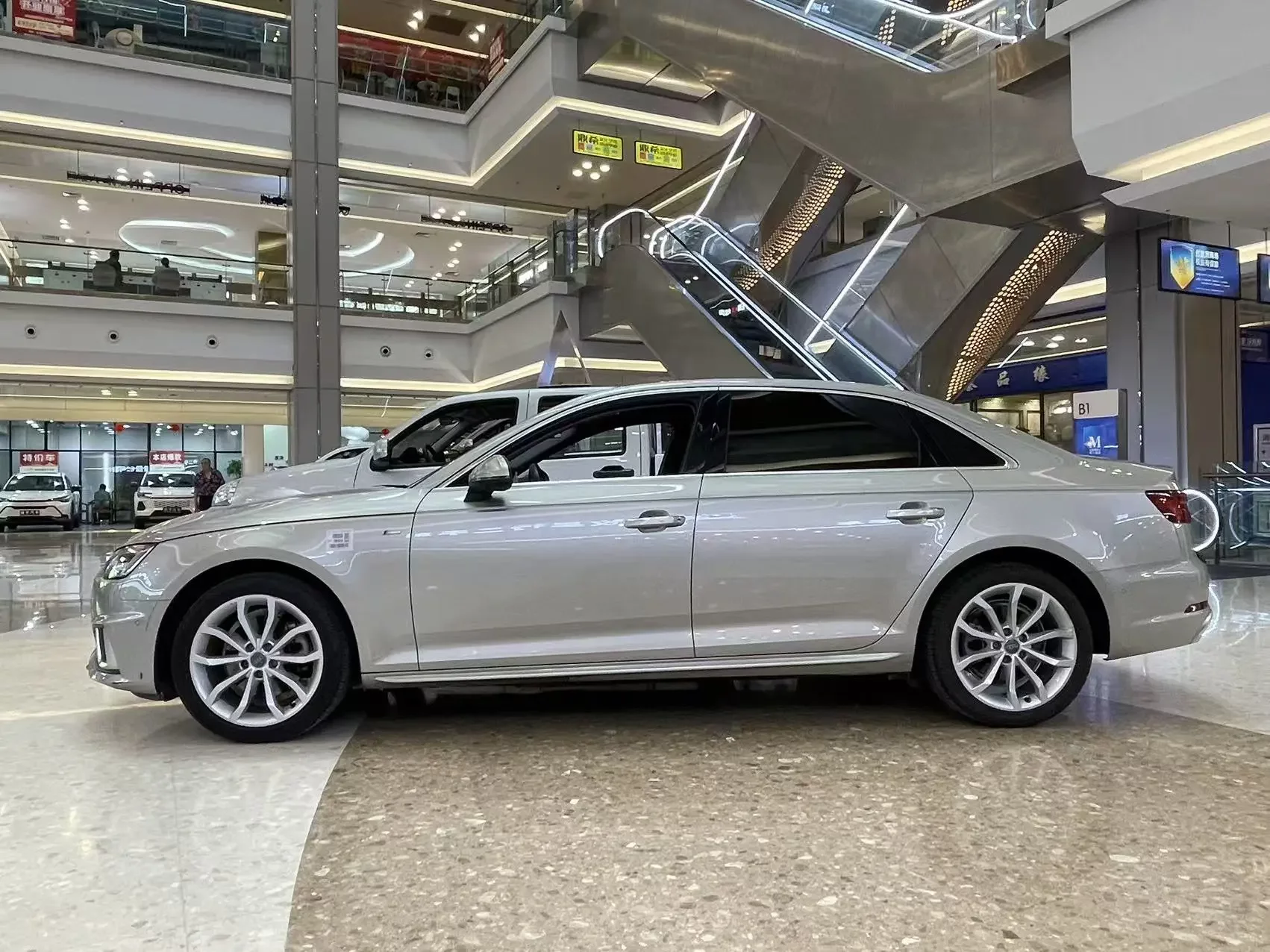 Audi A4L