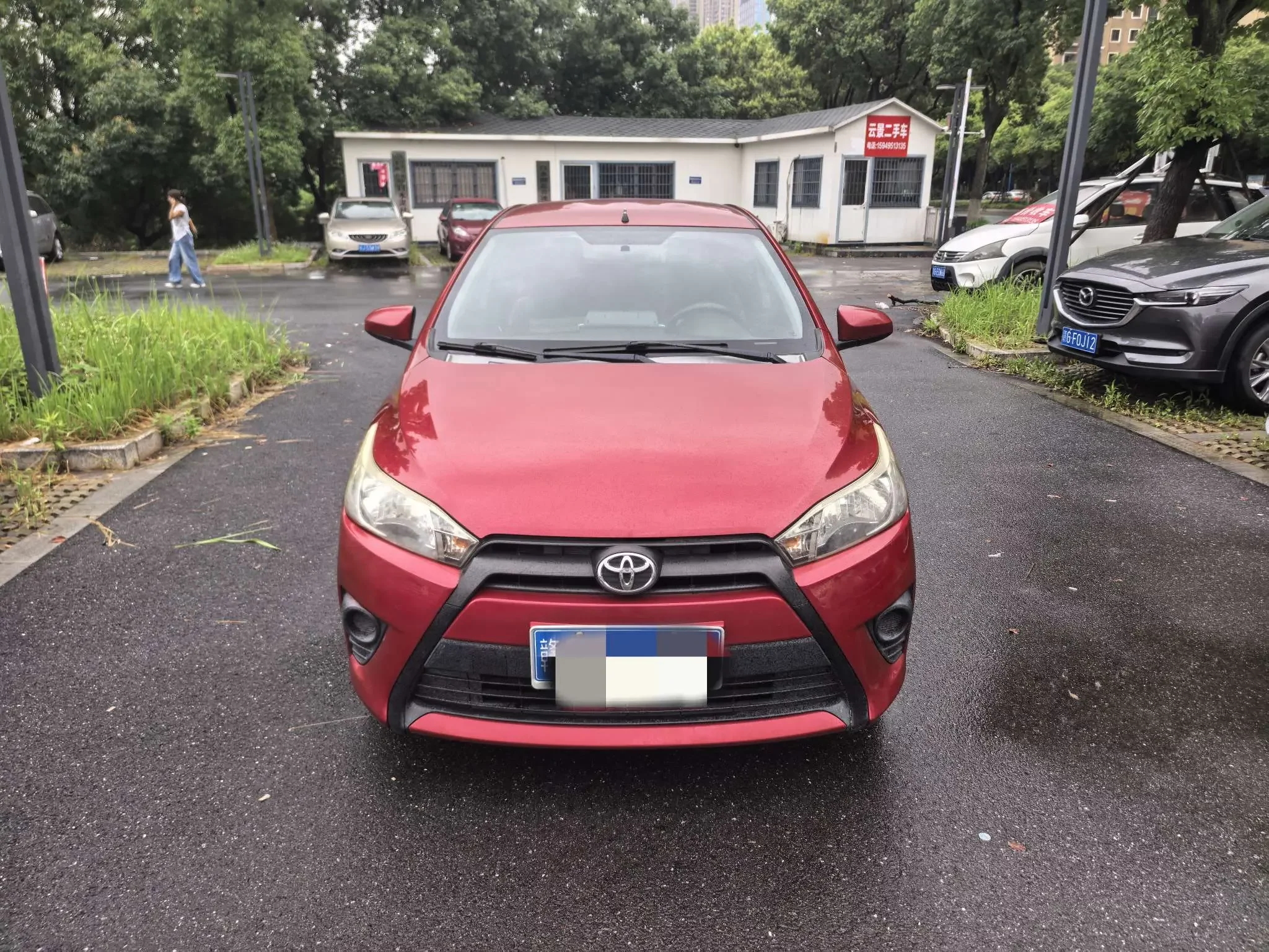 Toyota Yaris L