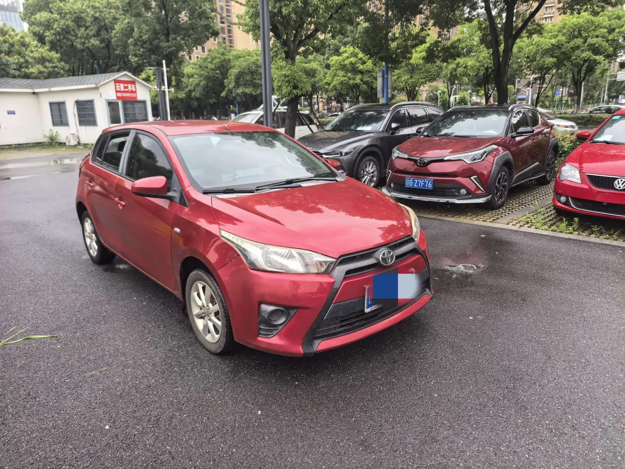 Toyota Yaris L