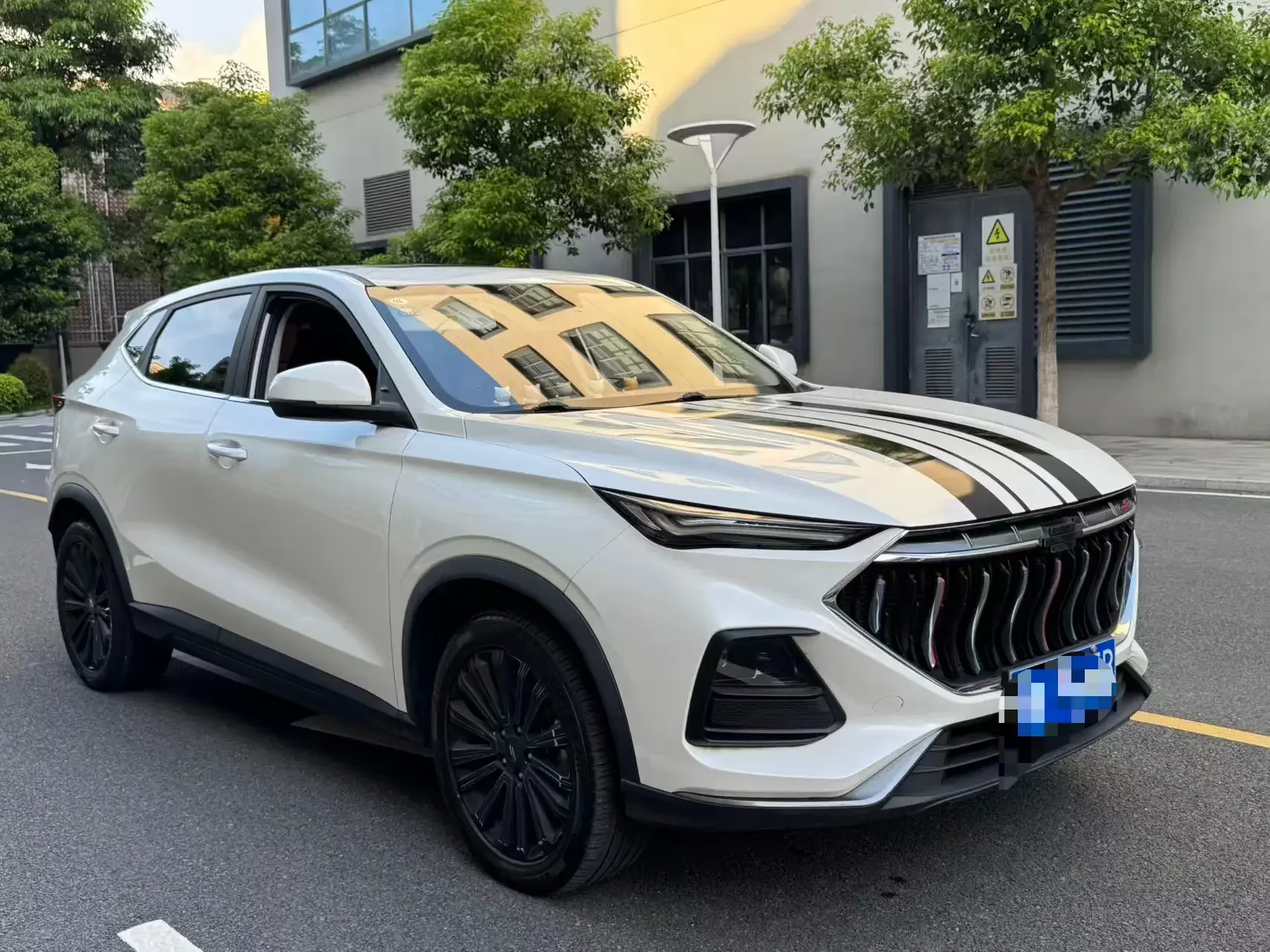 Oshan Changan Auchan X5