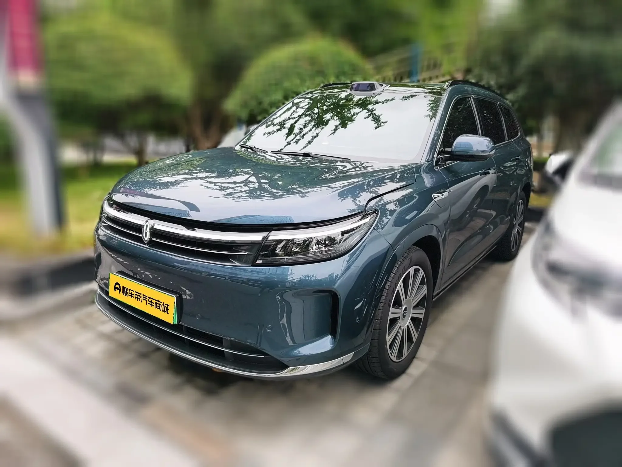AITO M7