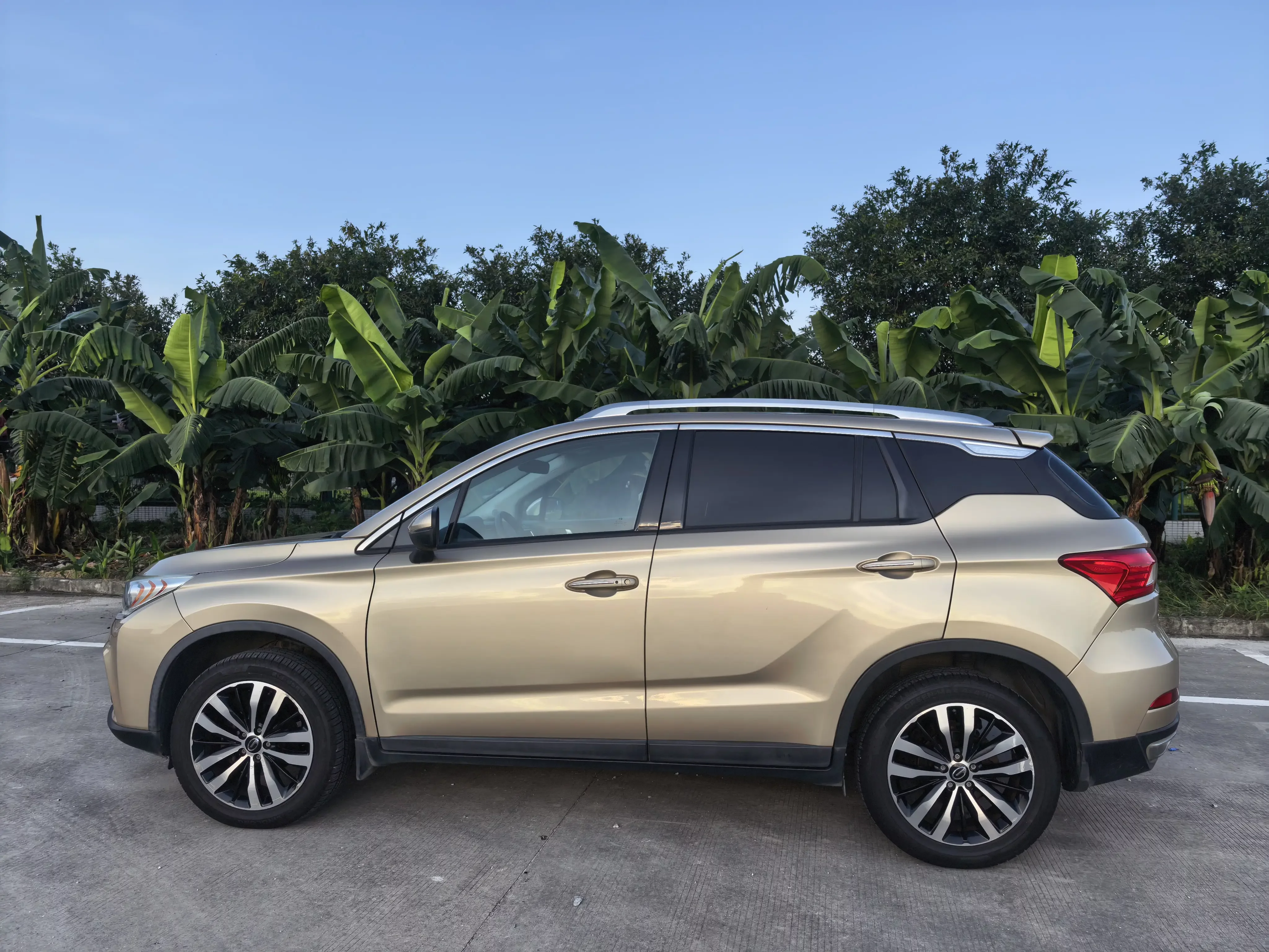GAC Trumpchi GS4