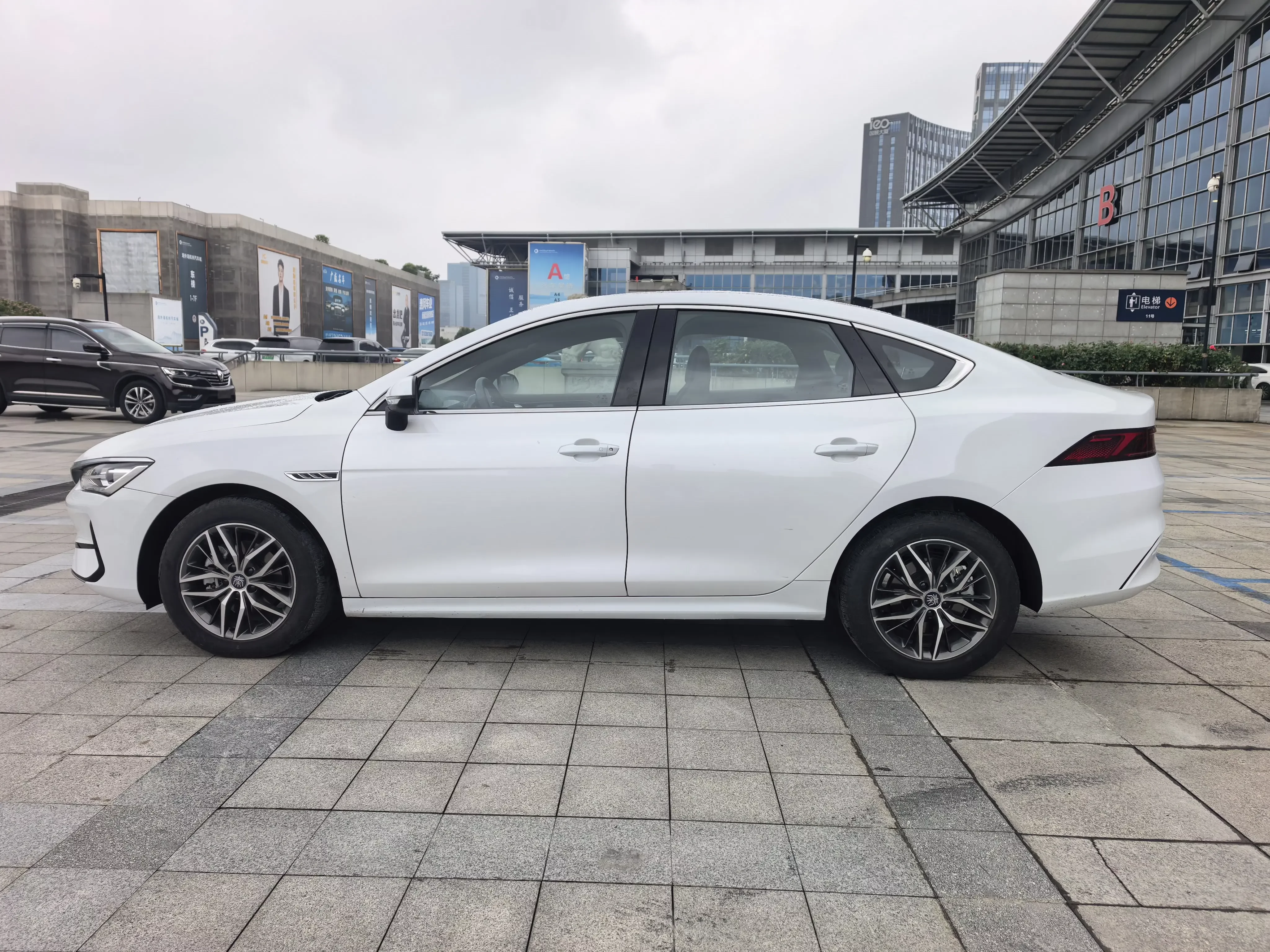 BYD Qin PLUS EV