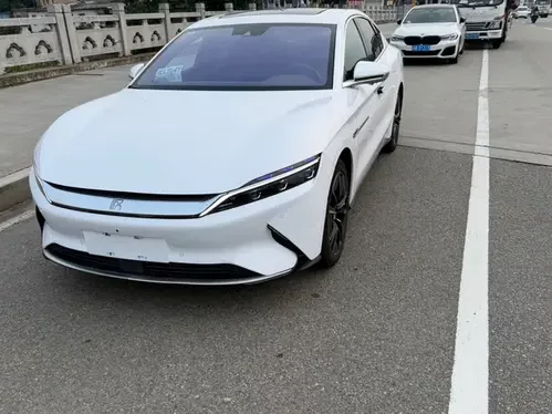 BYD Han EV