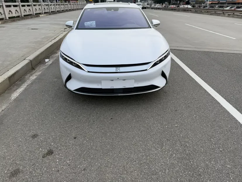 BYD Han EV