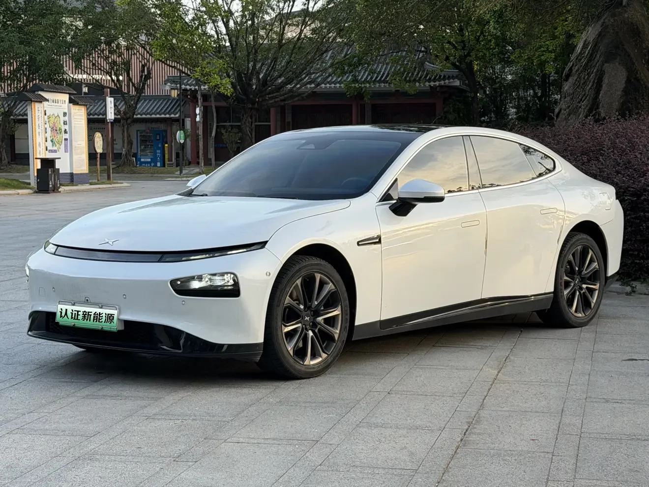 Xpeng P7