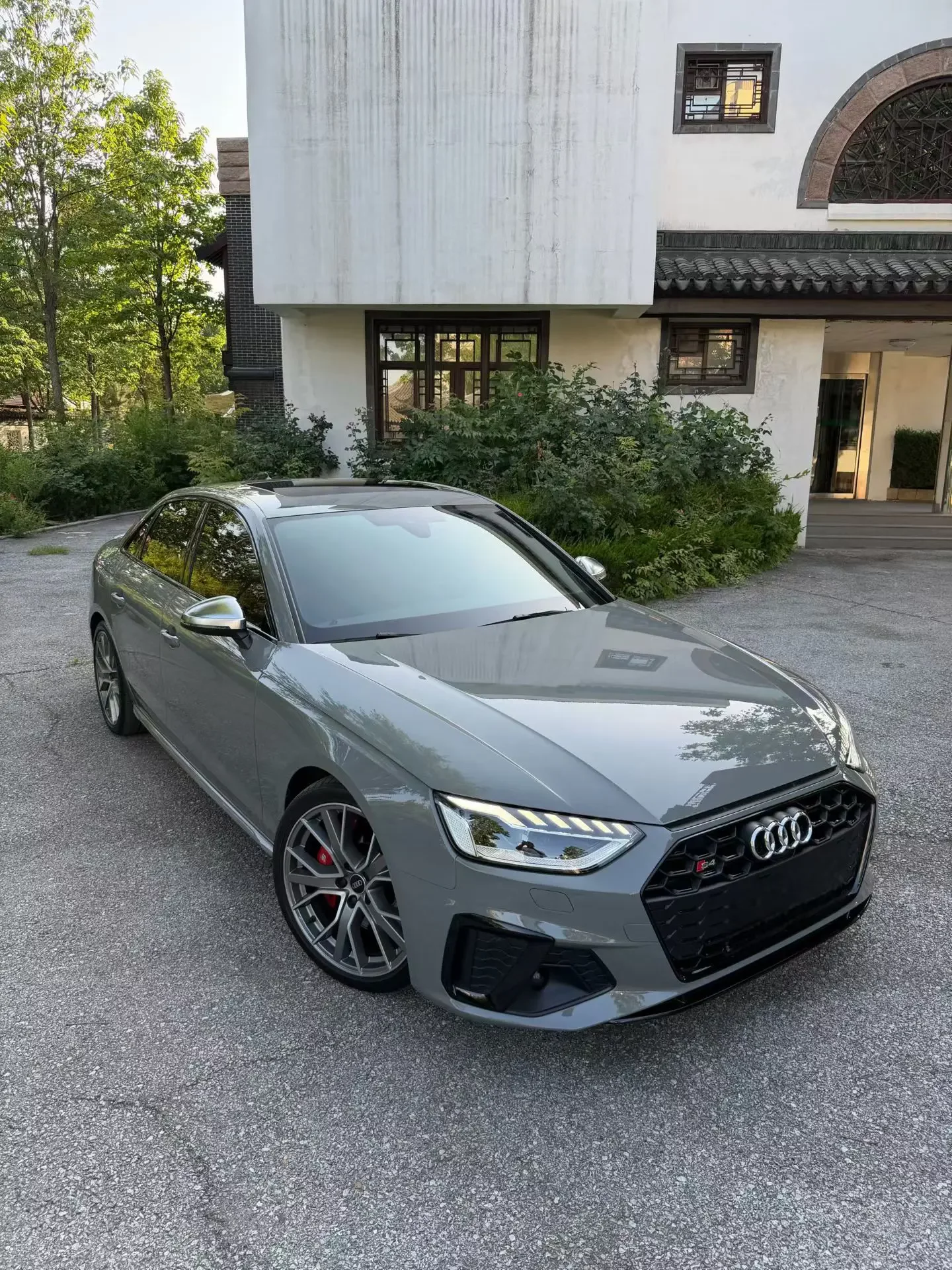 Audi S4