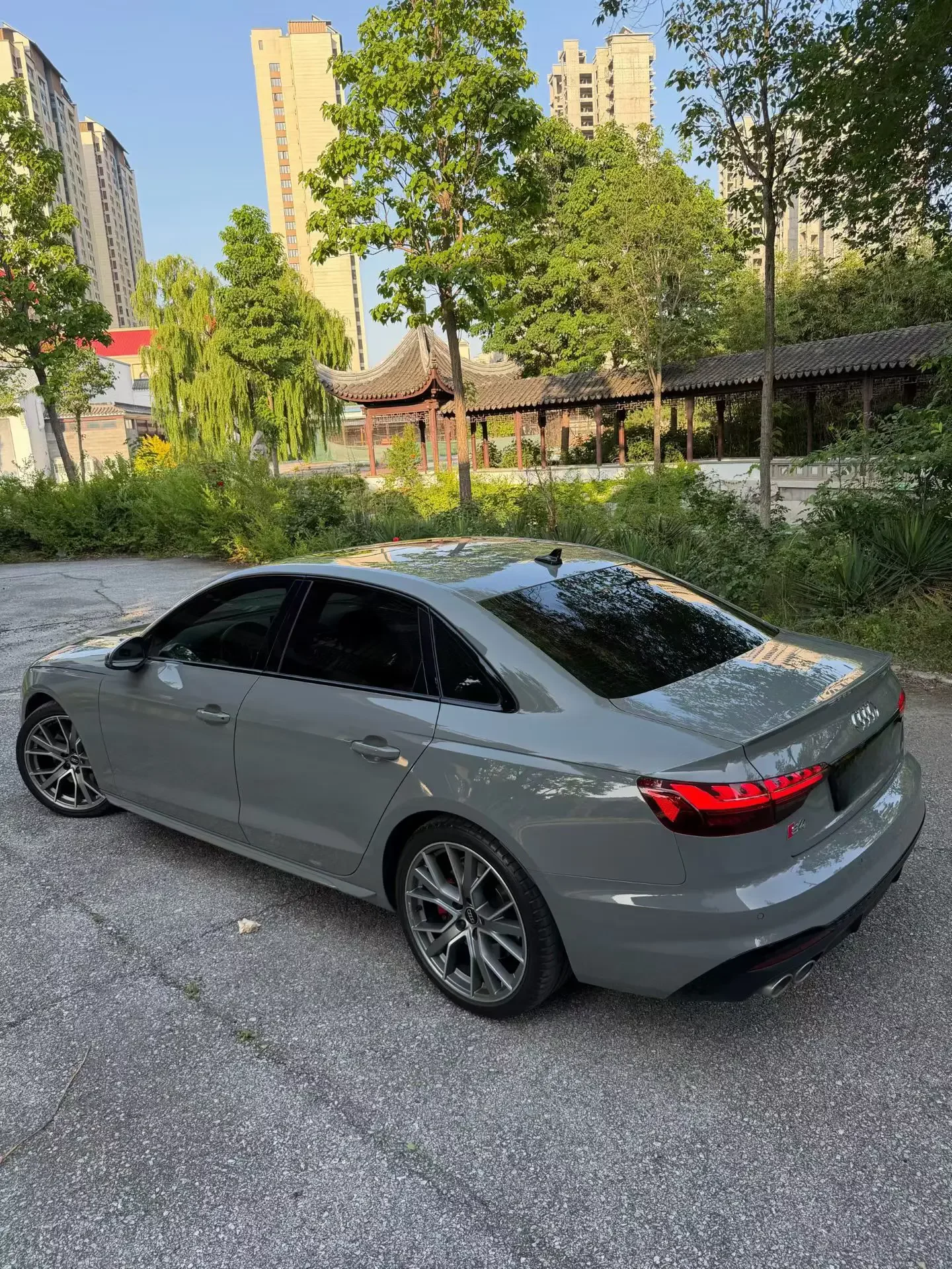 Audi S4