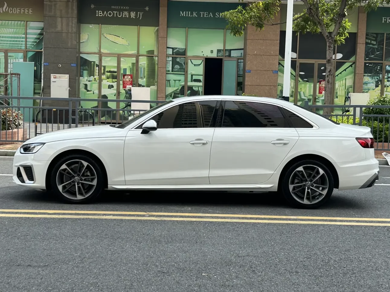 Audi A4L