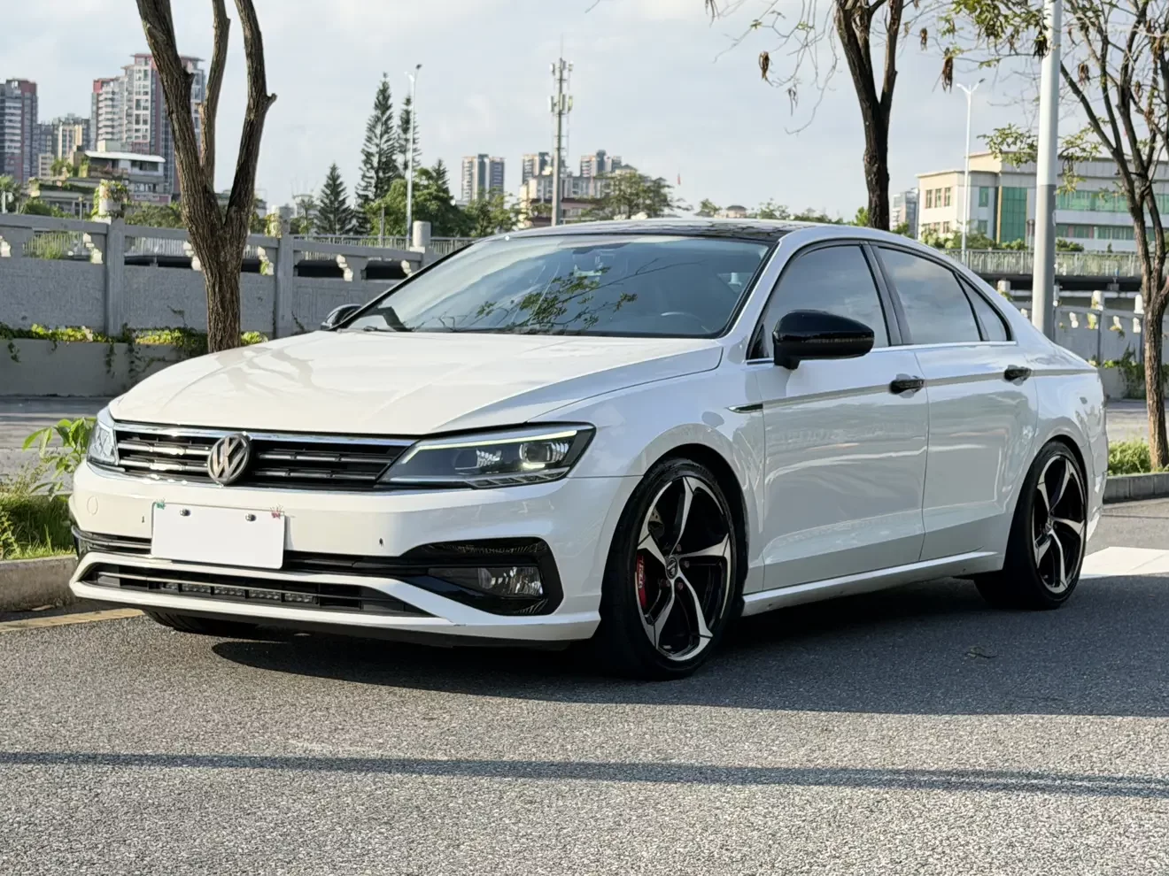 Volkswagen Lamando