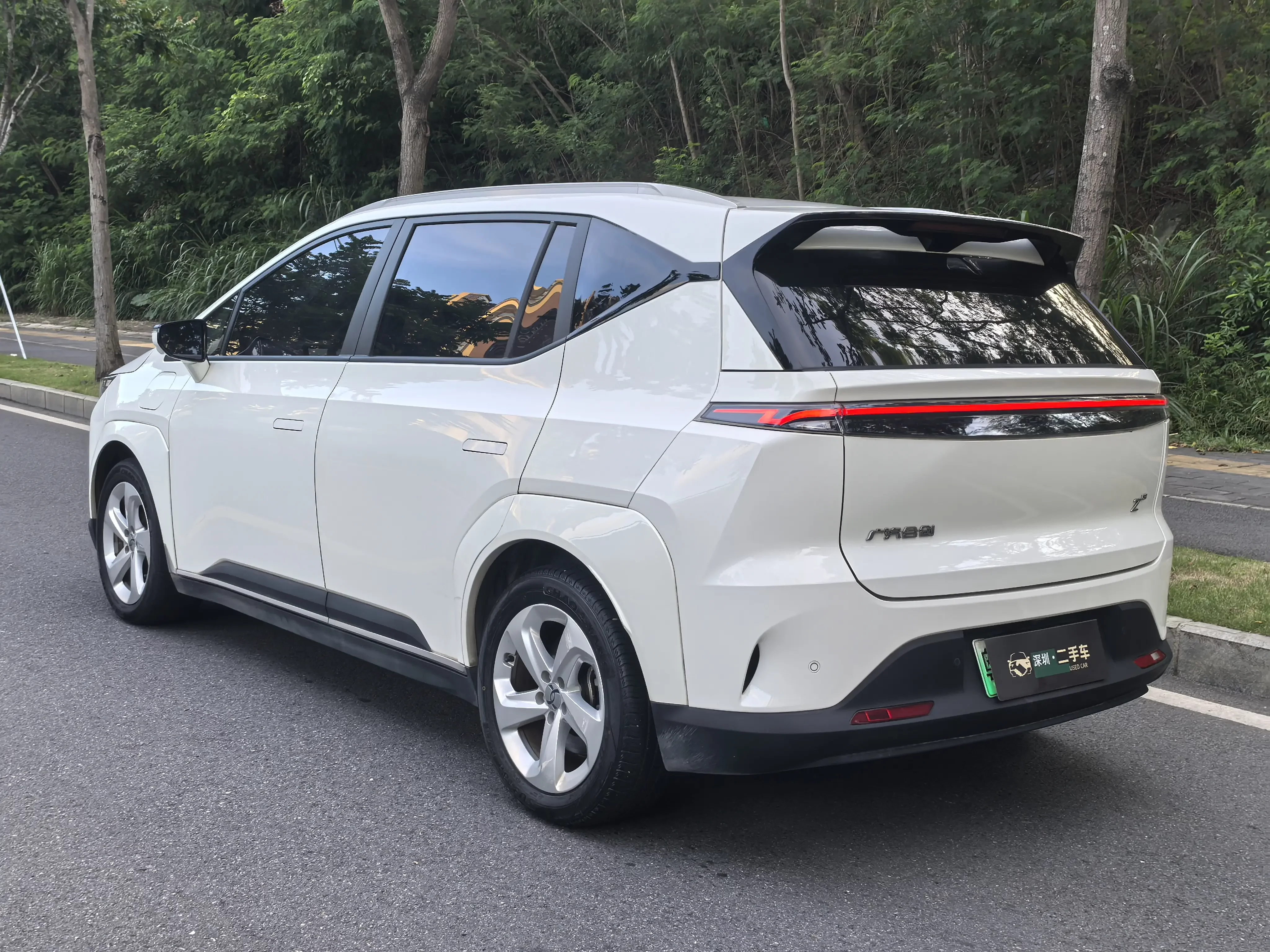 HYCAN Hechuang Z03