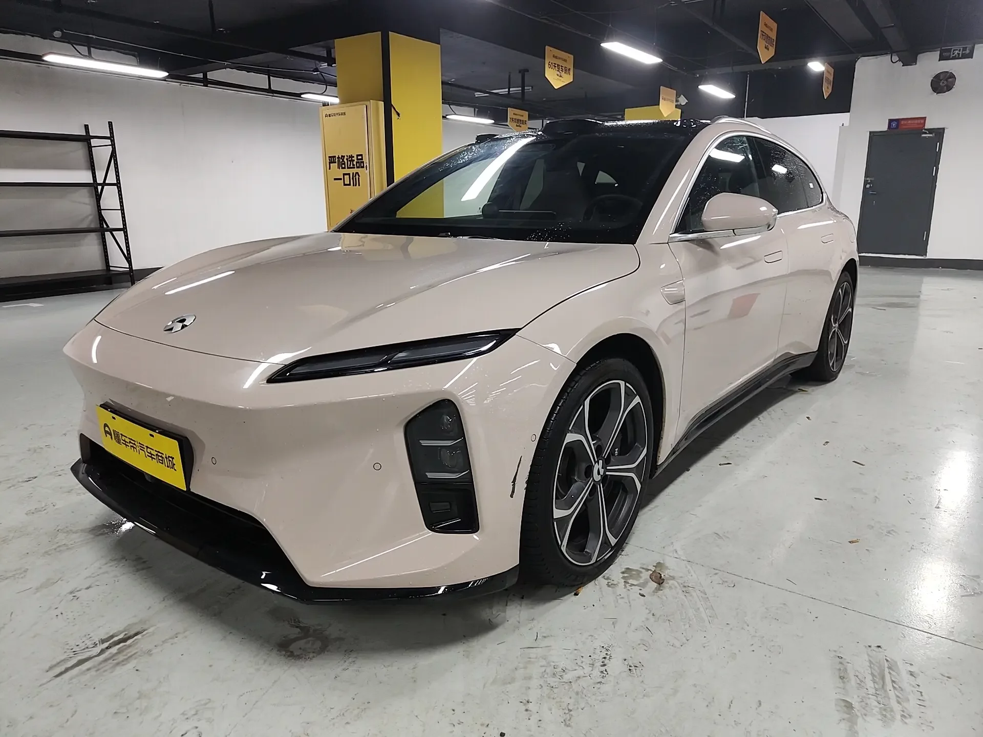 NIO ET5T  из Китая
