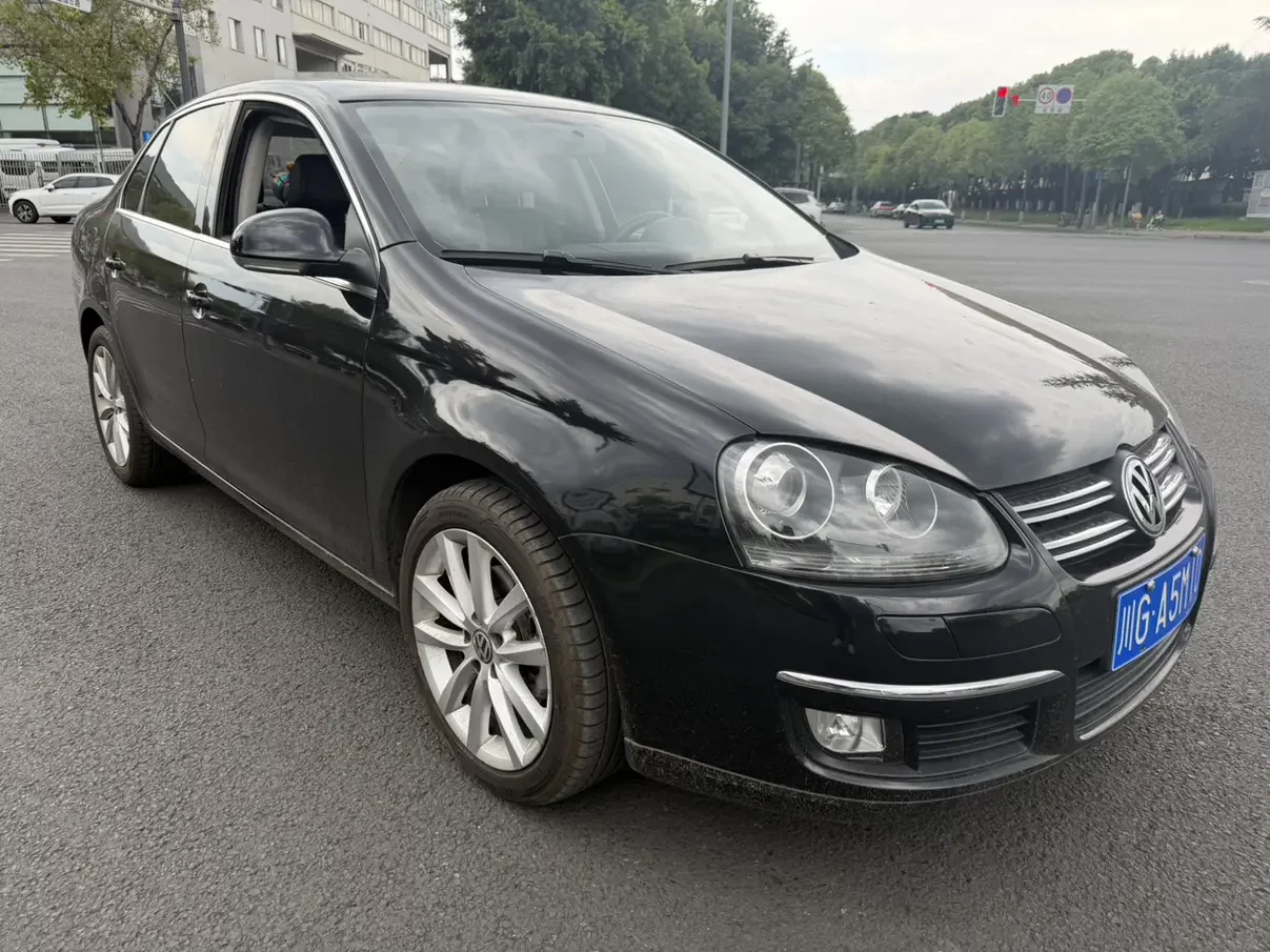 Volkswagen Sagitar