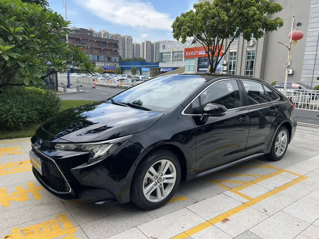 Toyota Levin (Lei Ling)  из Китая