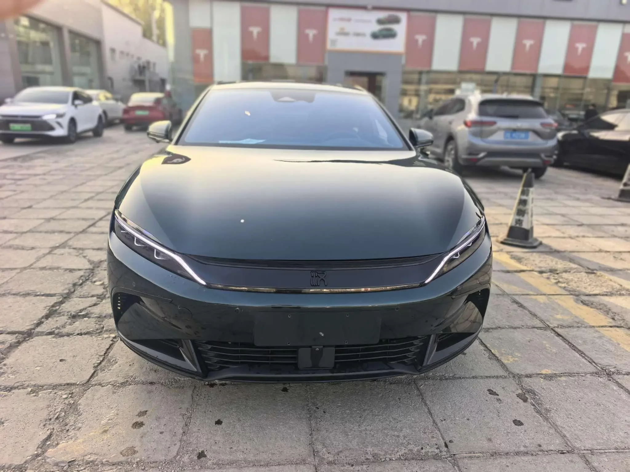 BYD Han EV