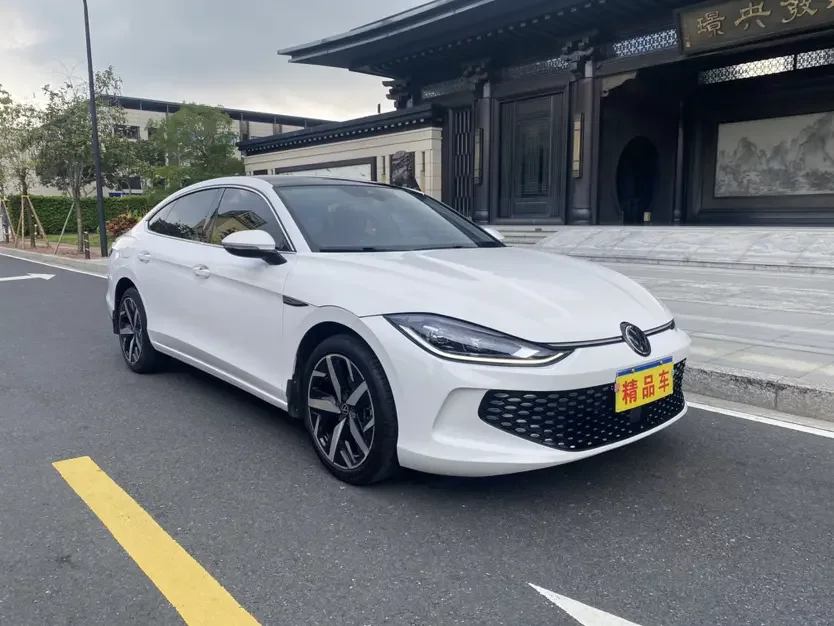 Volkswagen Lamando