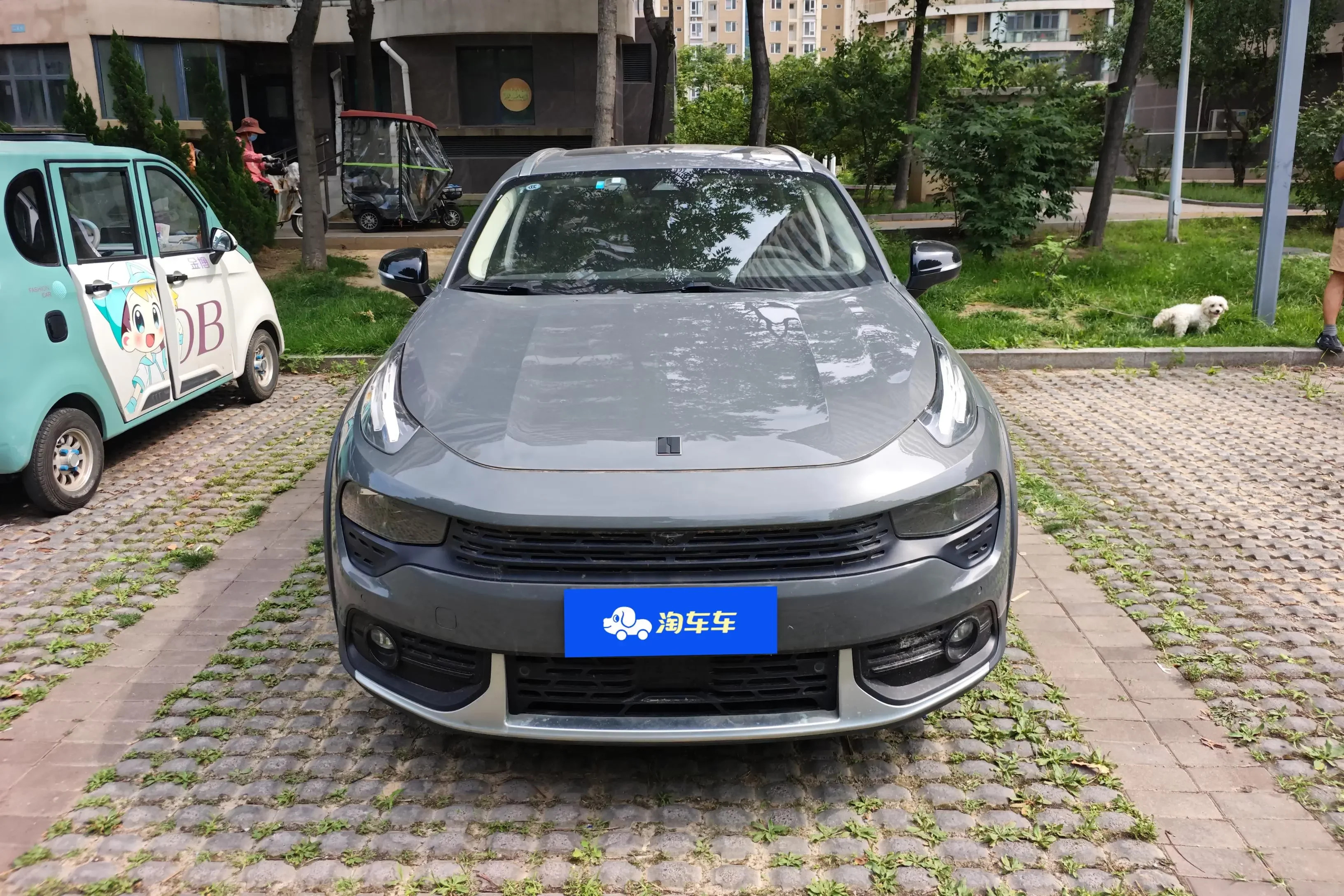 Lynk & Co 02