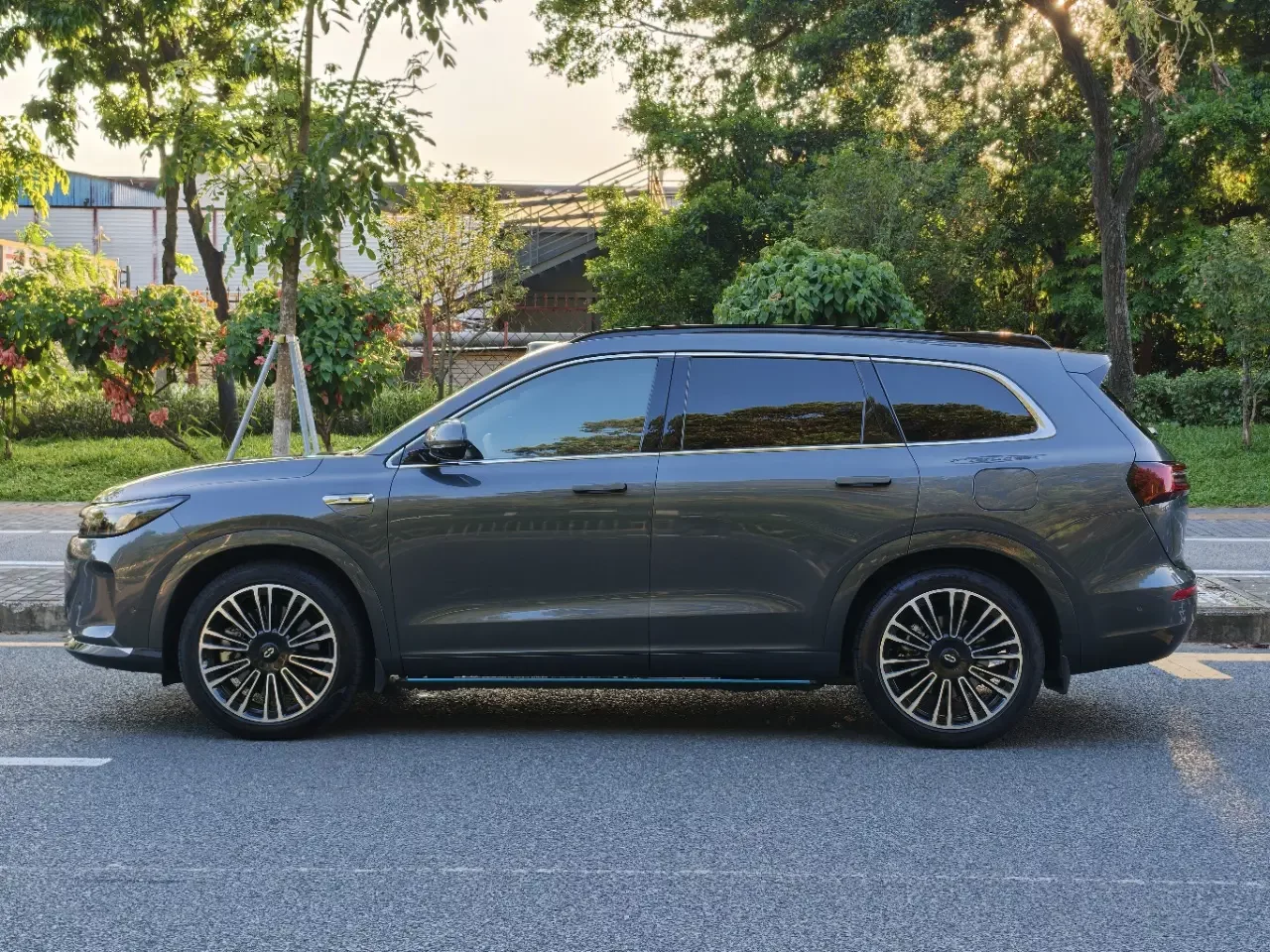 AITO M7