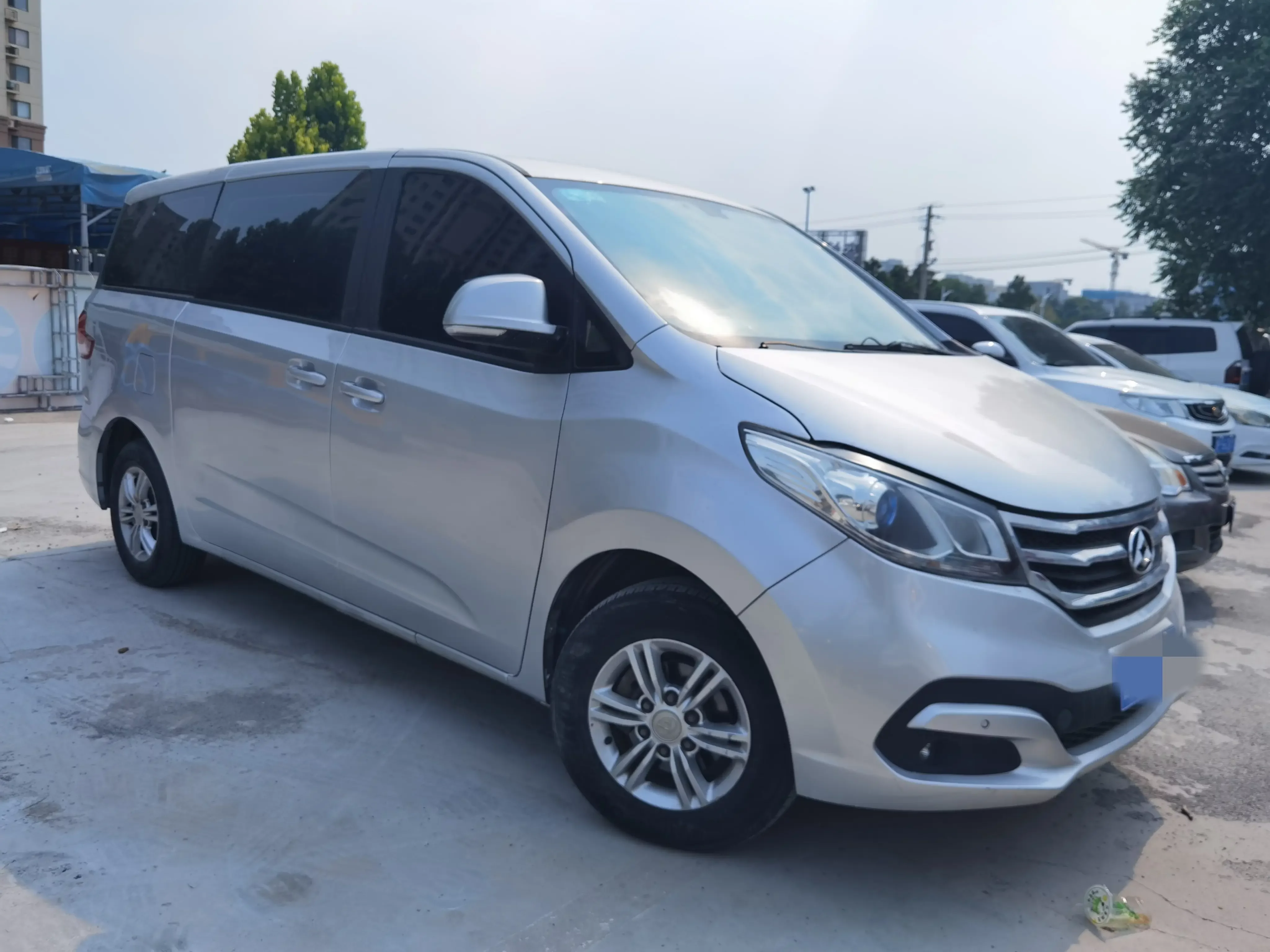 Datong Maxus G10