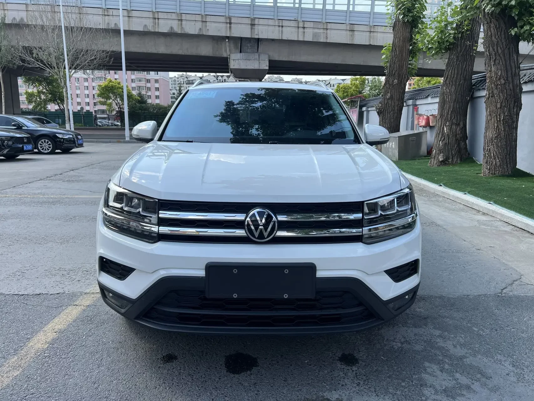 Volkswagen Tharu