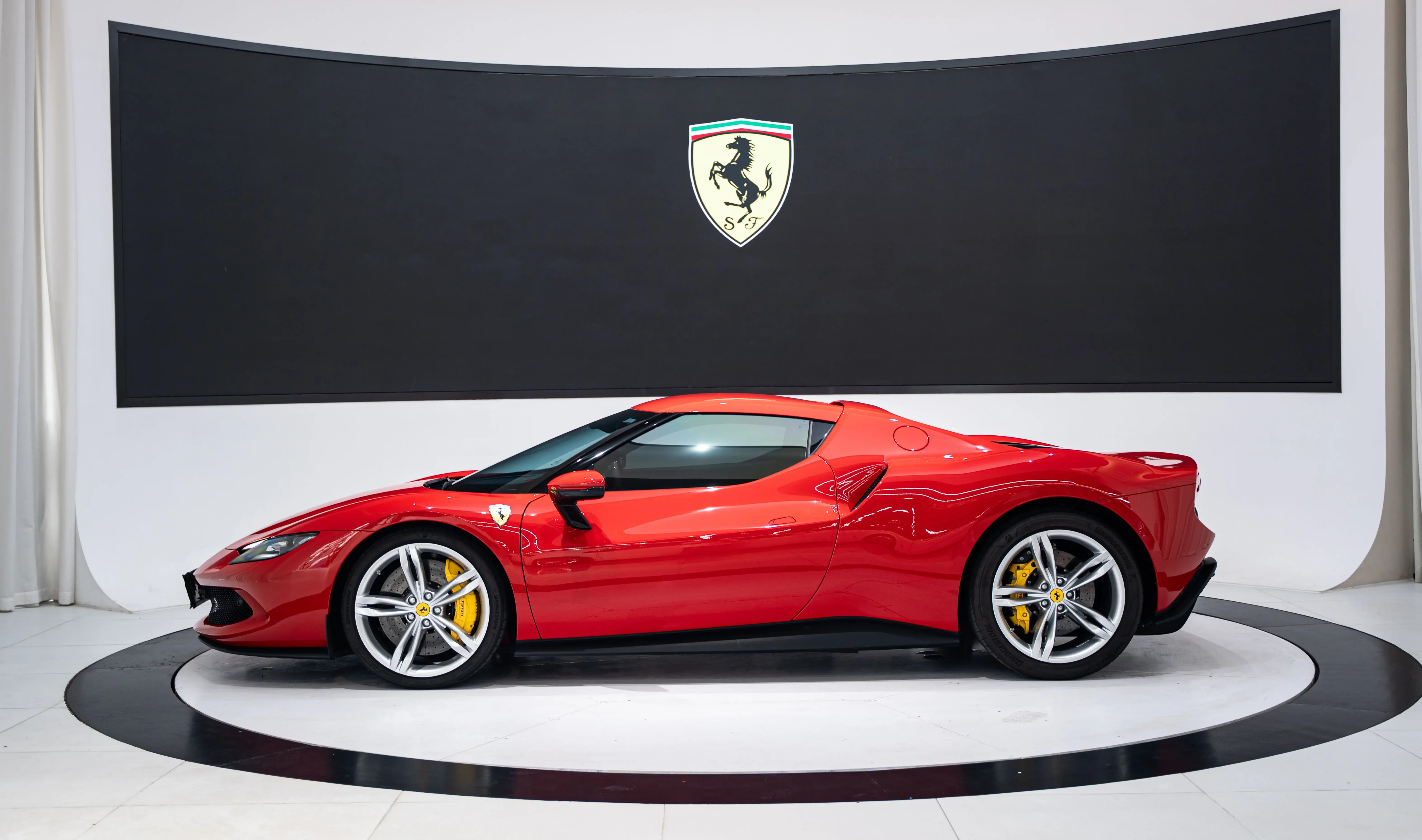 Ferrari 296