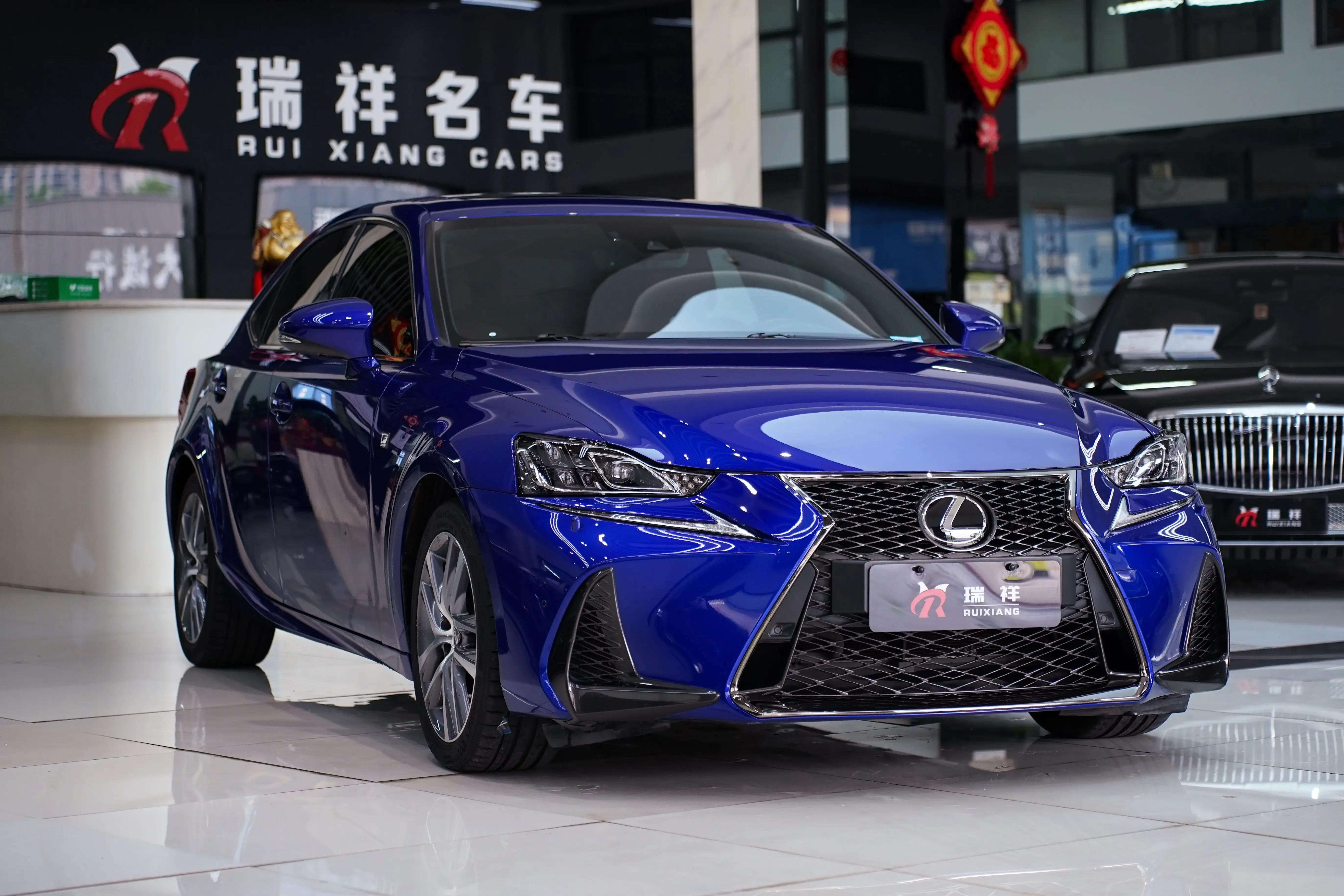 Lexus IS