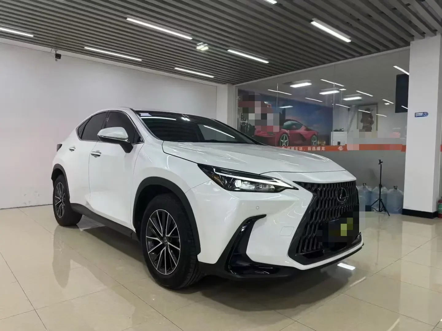 Lexus NX