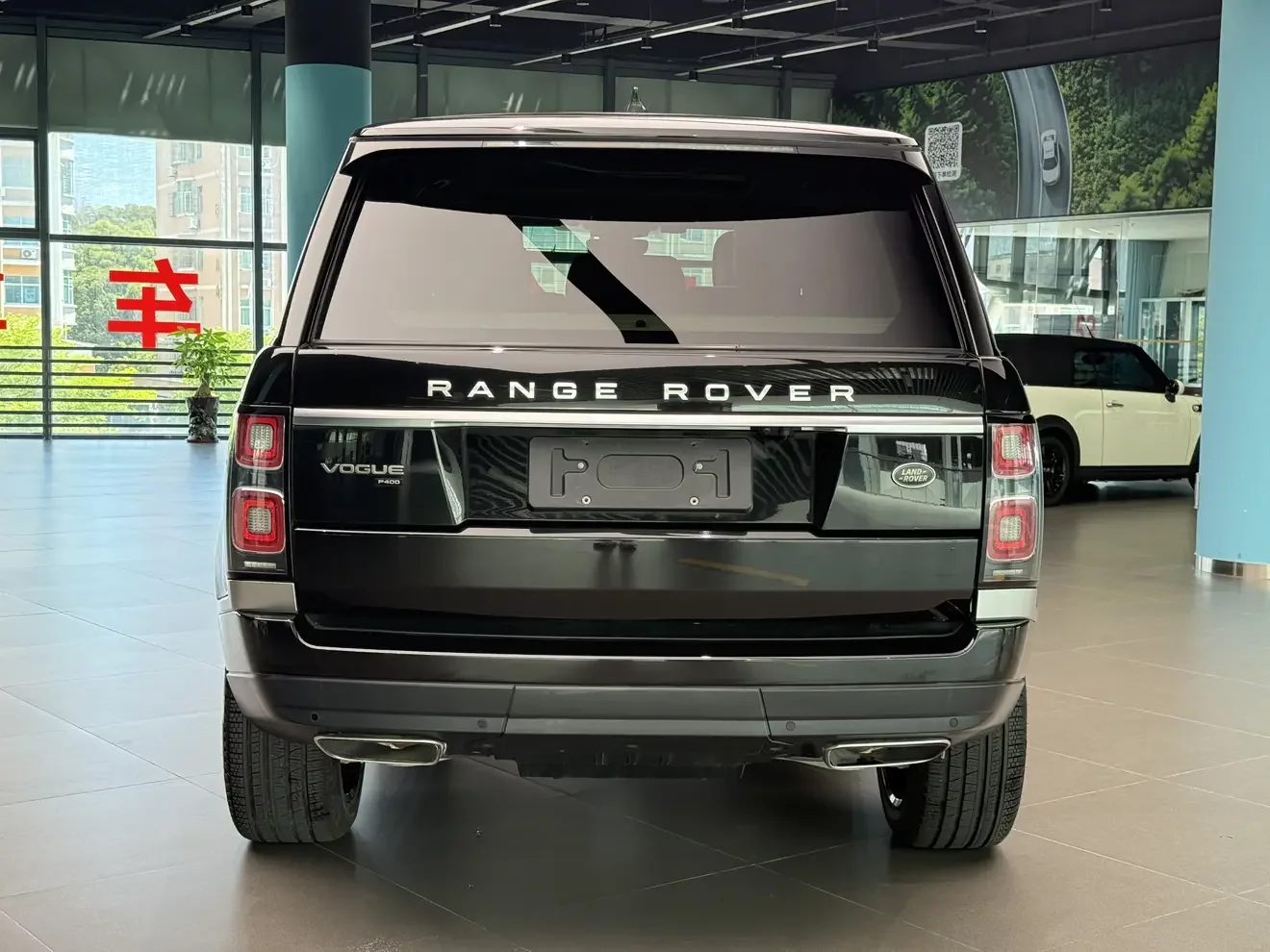 Land Rover range rover