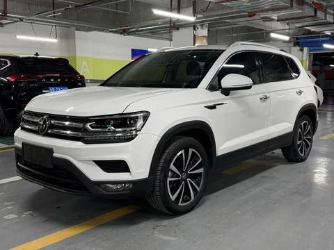 Volkswagen Tharu