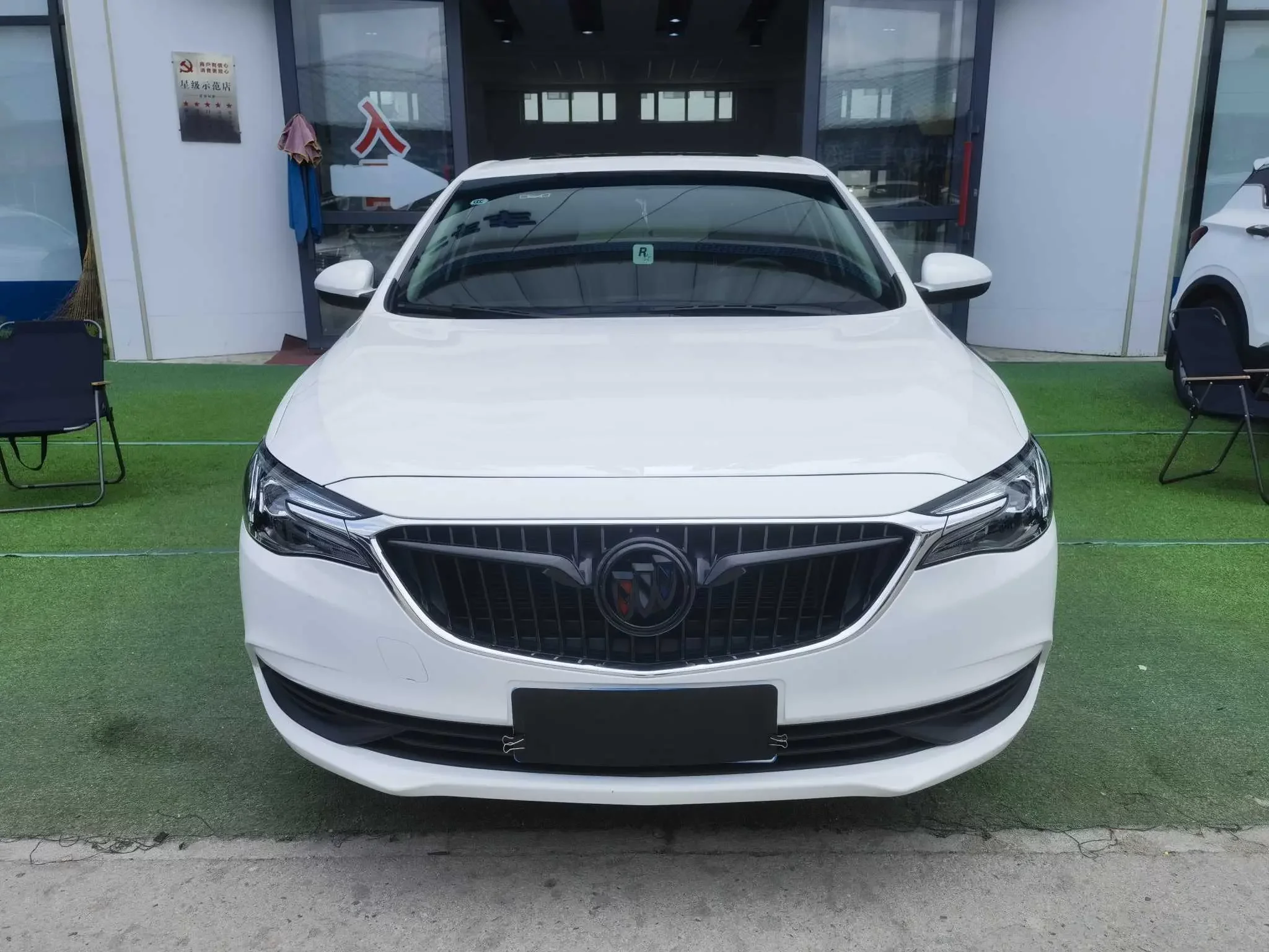 Buick Yinglang