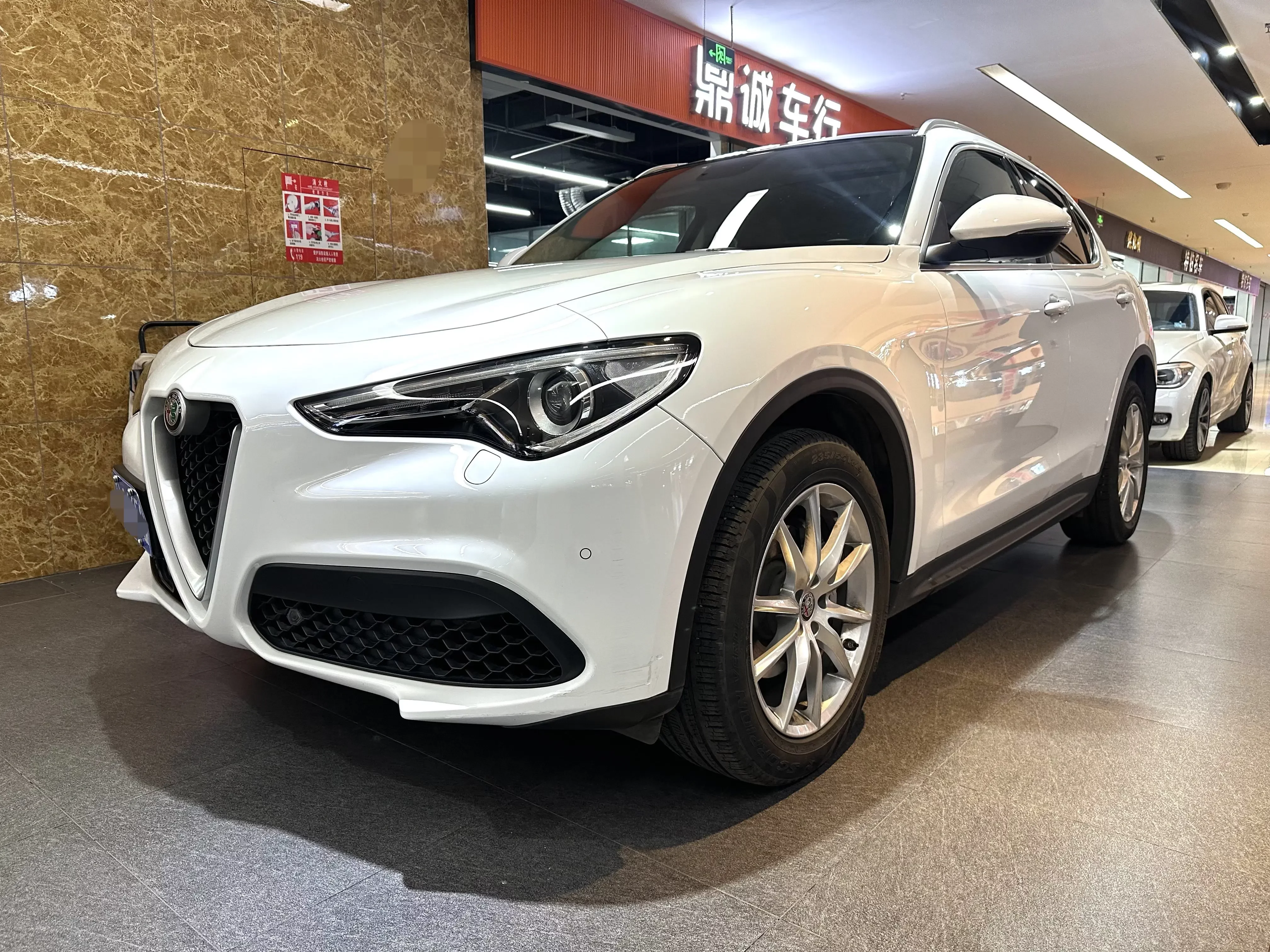 Alfa romeo Stelvio  из Китая