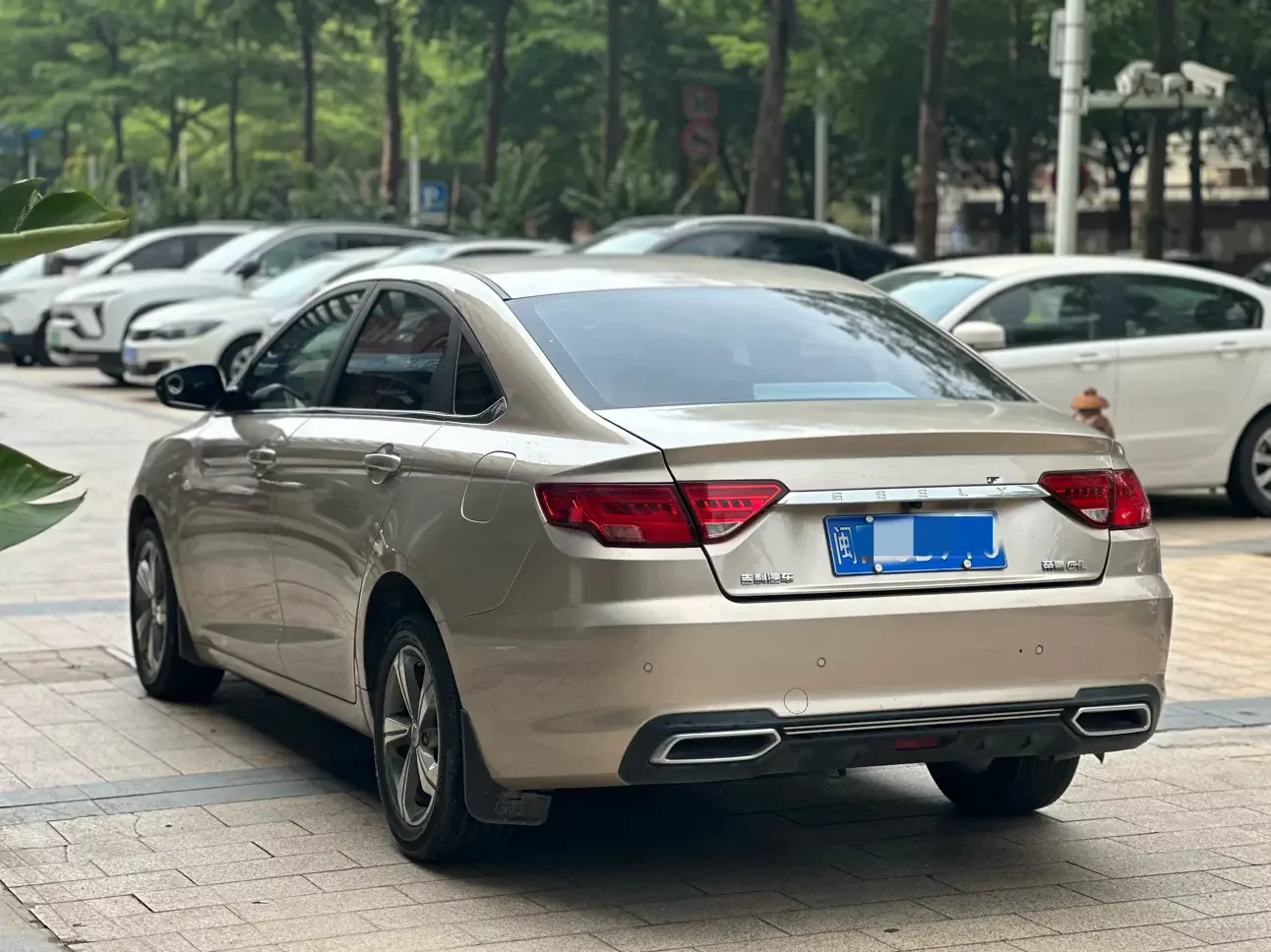 Geely Emgrand GL