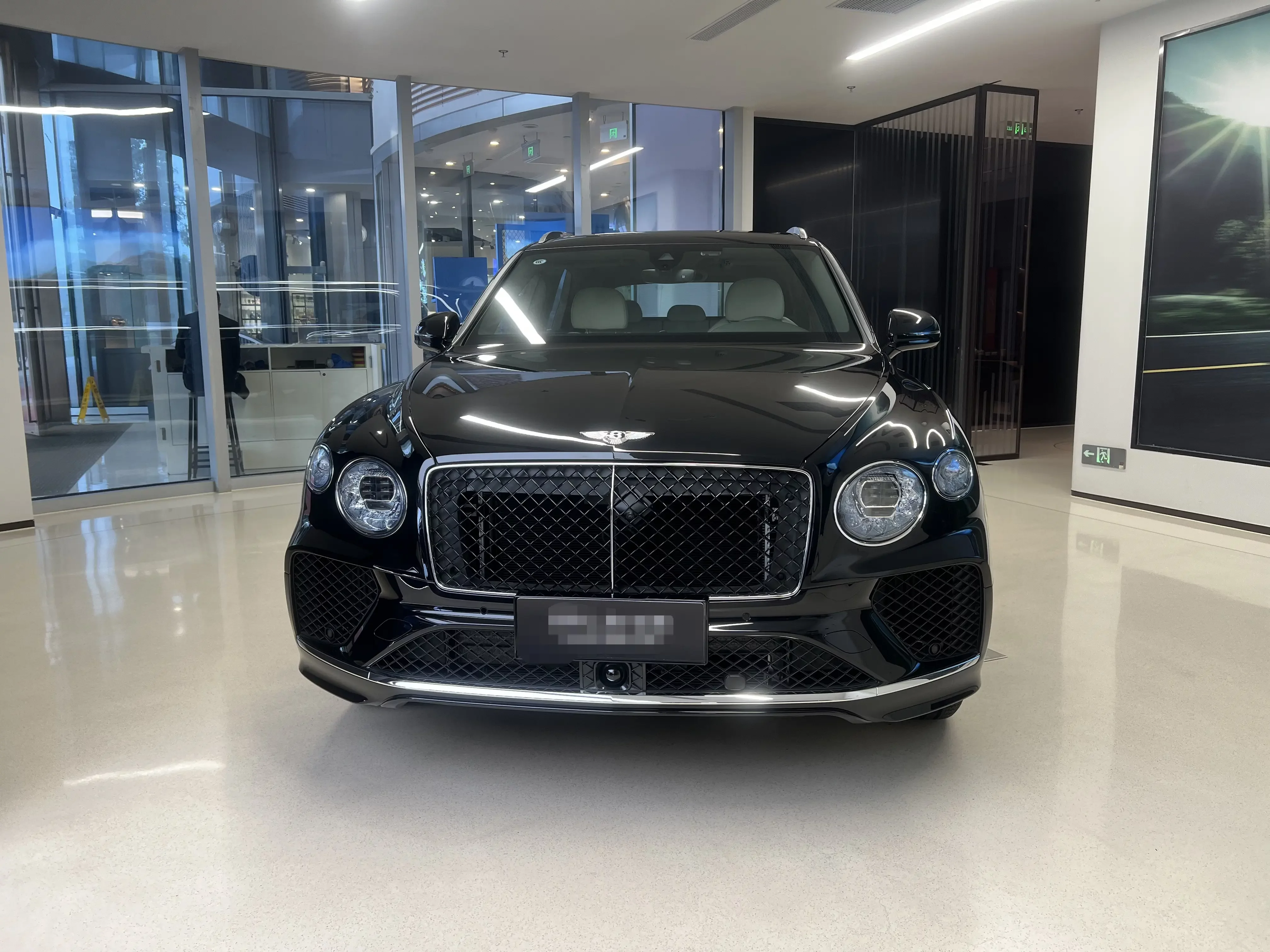 Bentley Bentayga  из Китая
