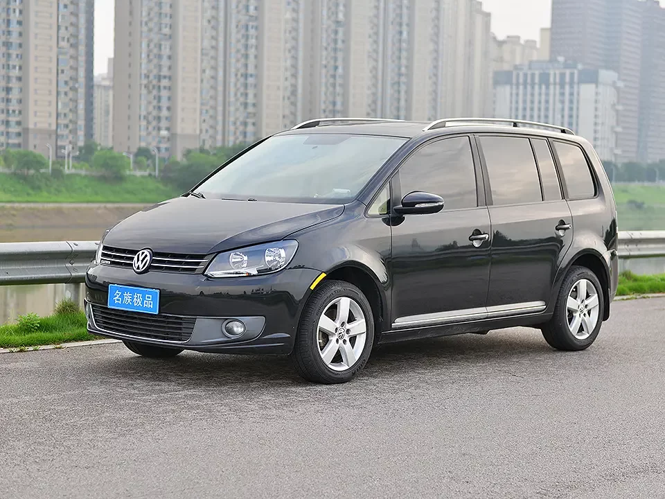 Volkswagen Touran  из Китая