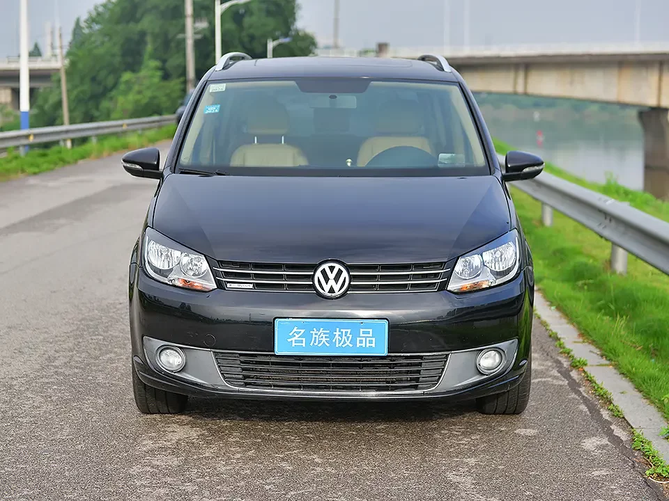 Volkswagen Touran  из Китая