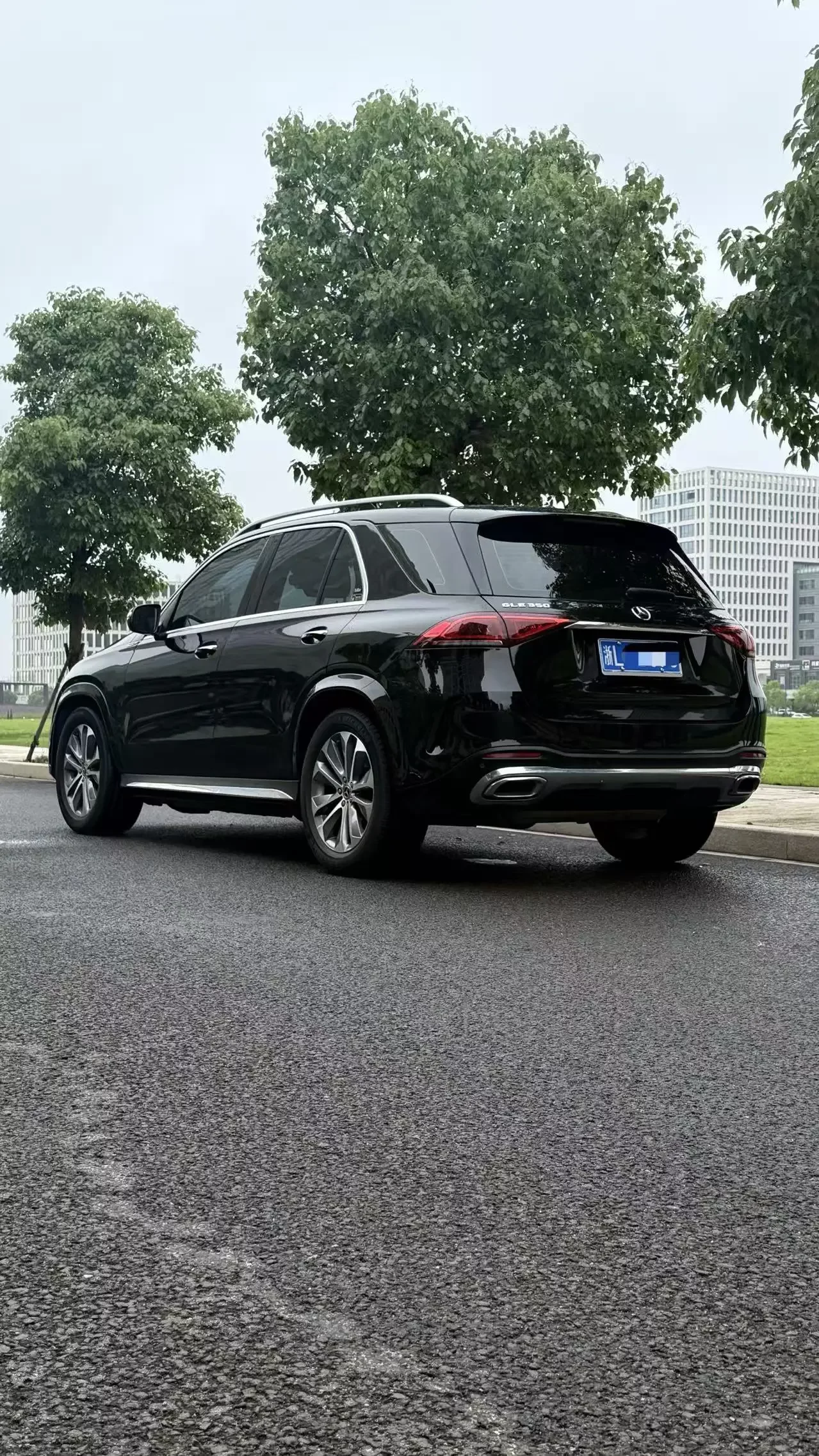 Mercedes-Benz GLE (Imported)