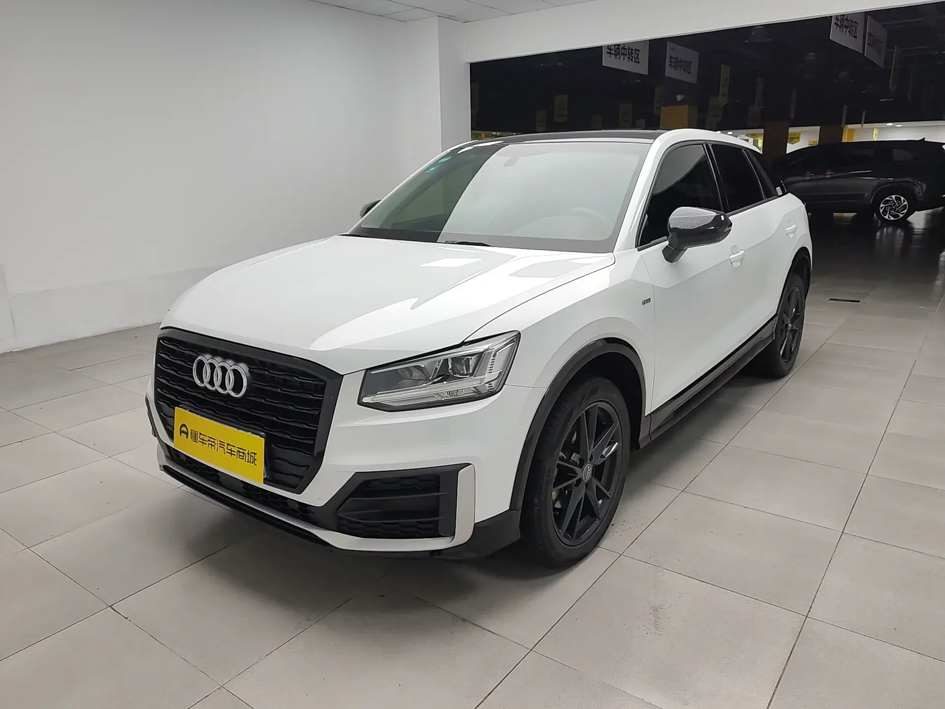 Audi Q2L