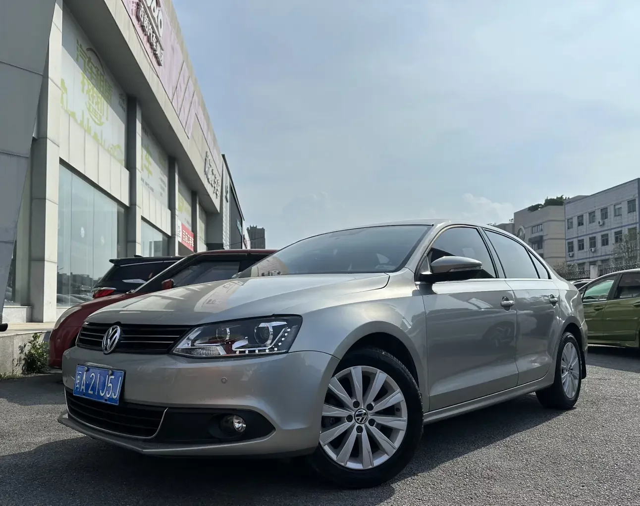 Volkswagen Sagitar