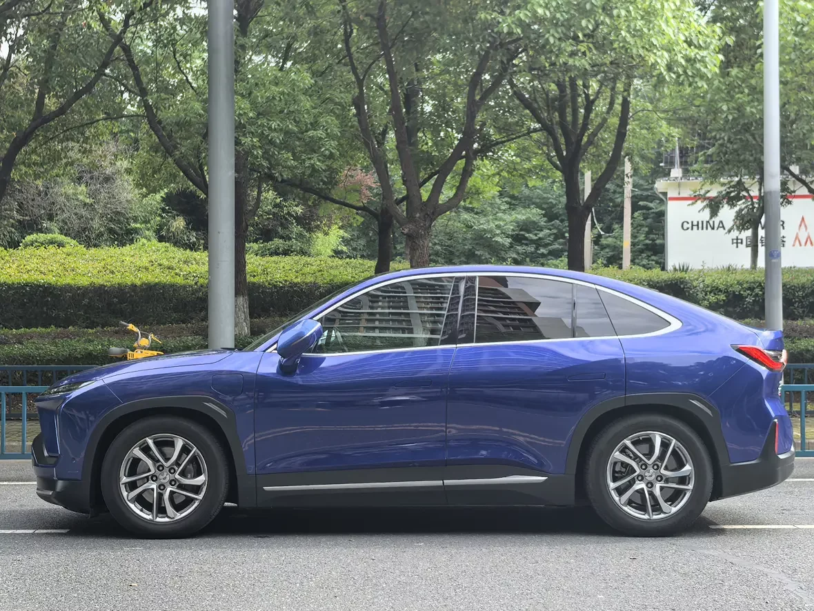 NIO EC6
