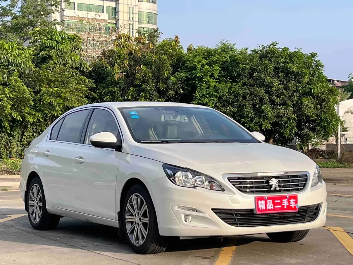 Peugeot 408