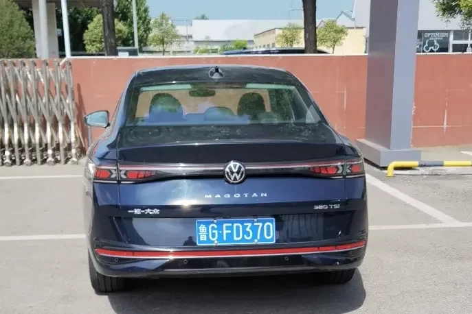 Volkswagen Magotan